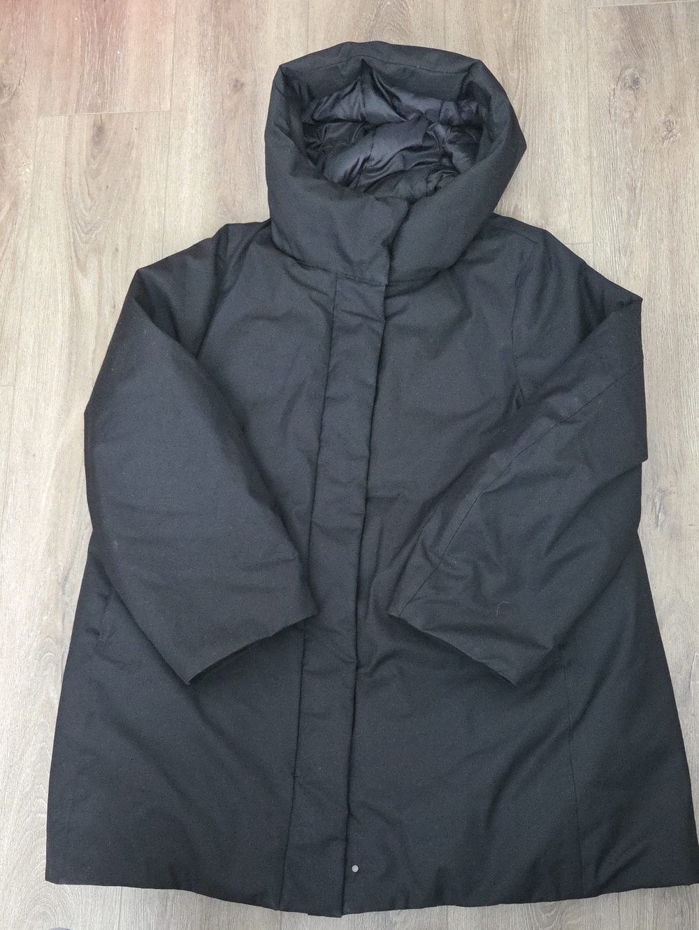 Uniqlo Women's Black Hybrid Down Coat with Hood Size L